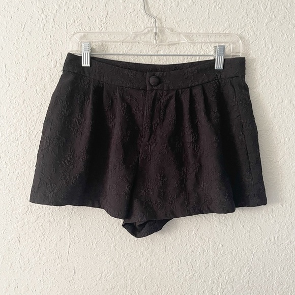 Free People Black Floral Embossed Boho Shorts 4 - Picture 1 of 7